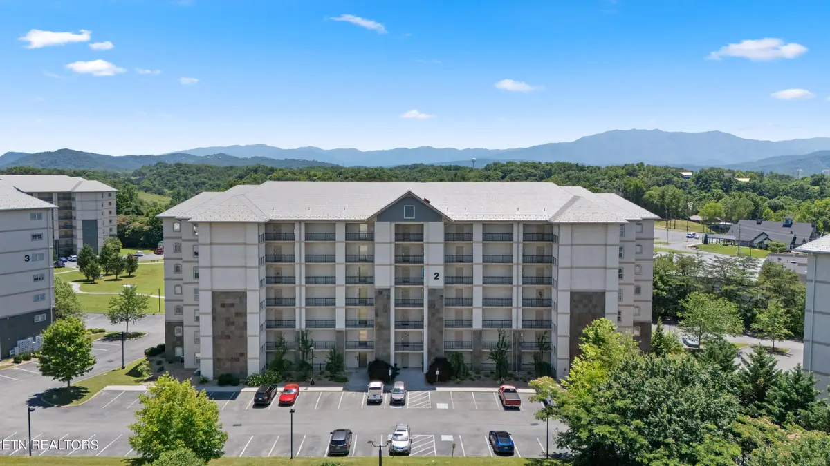 124 Plaza Drive #2105, Pigeon Forge, TN 37863 - #1