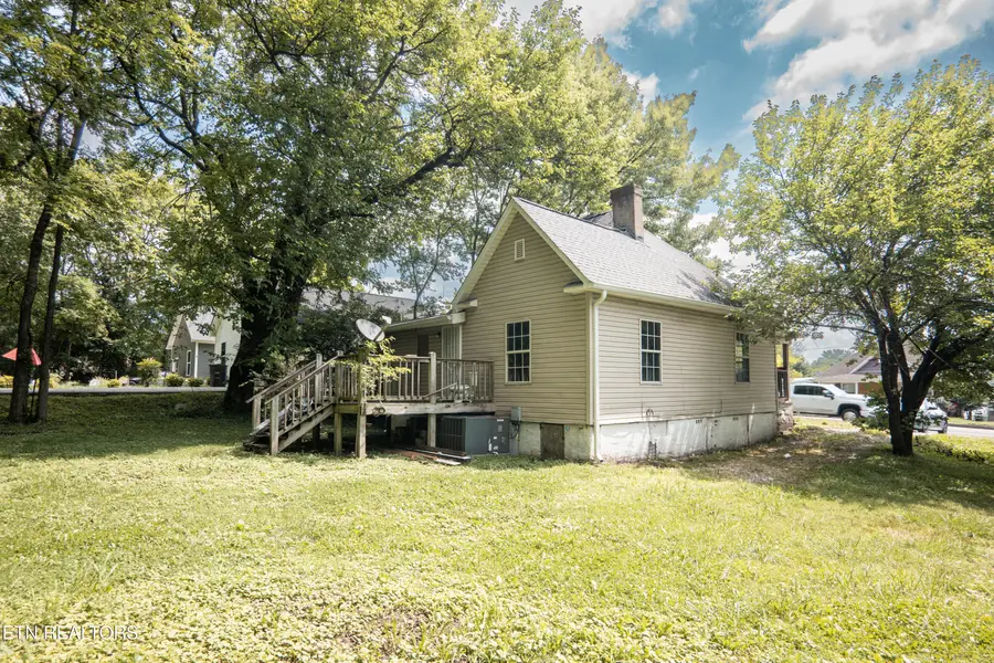 1223 Texas Ave, Knoxville, TN 37921 - #3