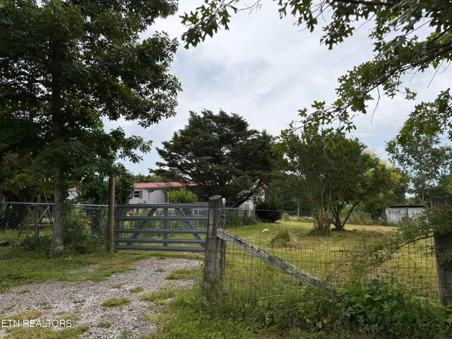 64 Coppett Rd, Crossville, TN 38572 - #2