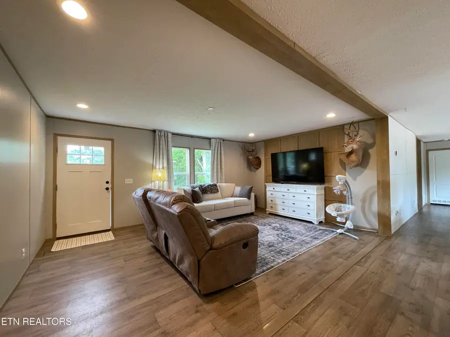 420 Lewallen Hollow Rd, Clinton, TN 37716 - #3