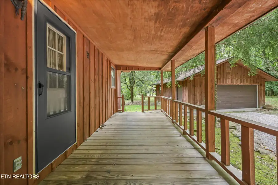 2876 Mcmahan Sawmill Rd, Sevierville, TN 37862 - #3