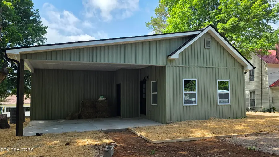 1006 Monroe St, Sweetwater, TN 37874 - #3