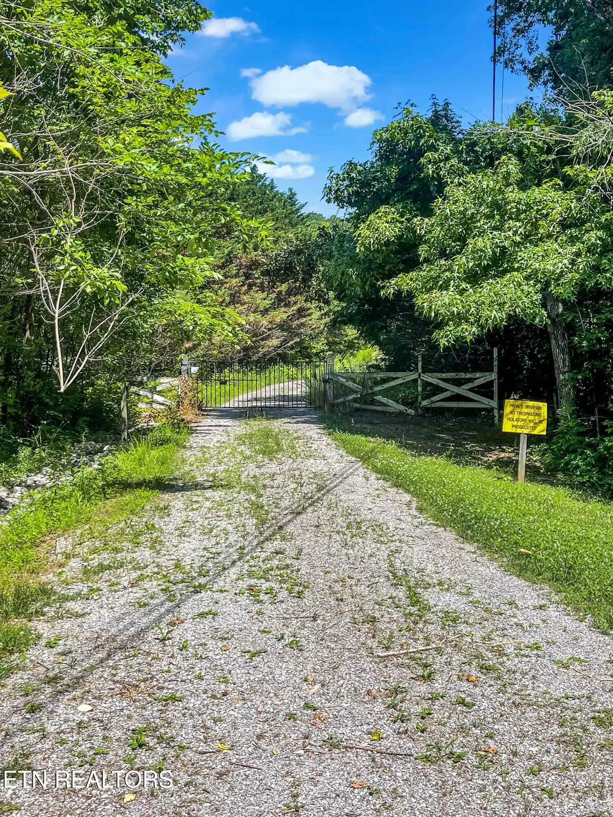 1955 Price Rd, Lenoir City, TN 37771 - #1