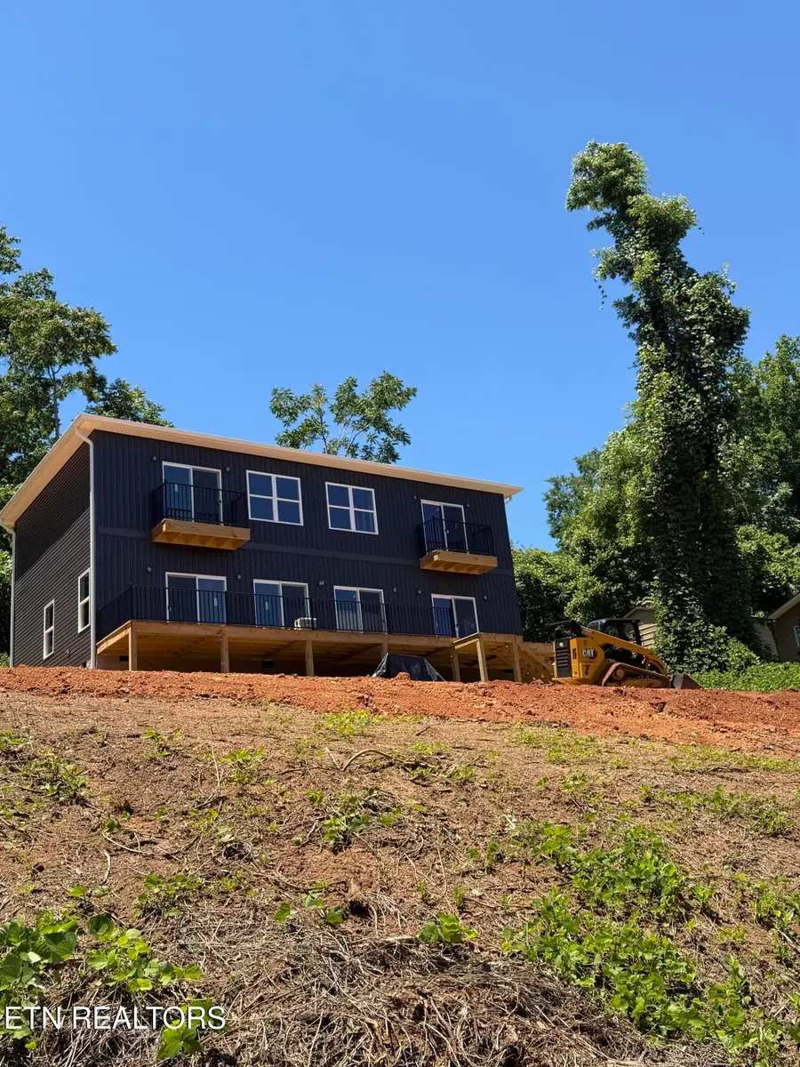 109 Breezeway Lane, Caryville, TN 37714 - #2