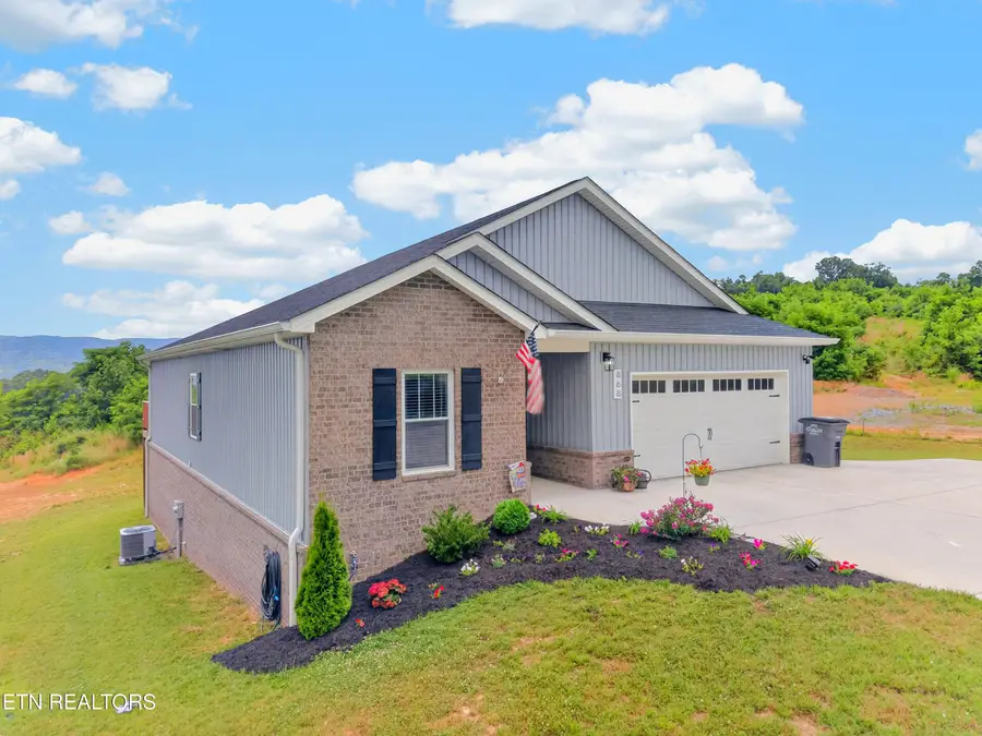 888 Granby Rd, Kingsport, TN 37660 - #3
