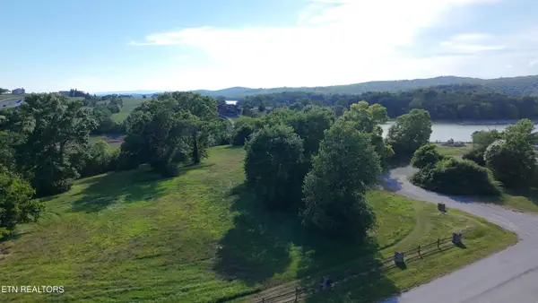 Big Valley Rd, Sharps Chapel, TN 37866