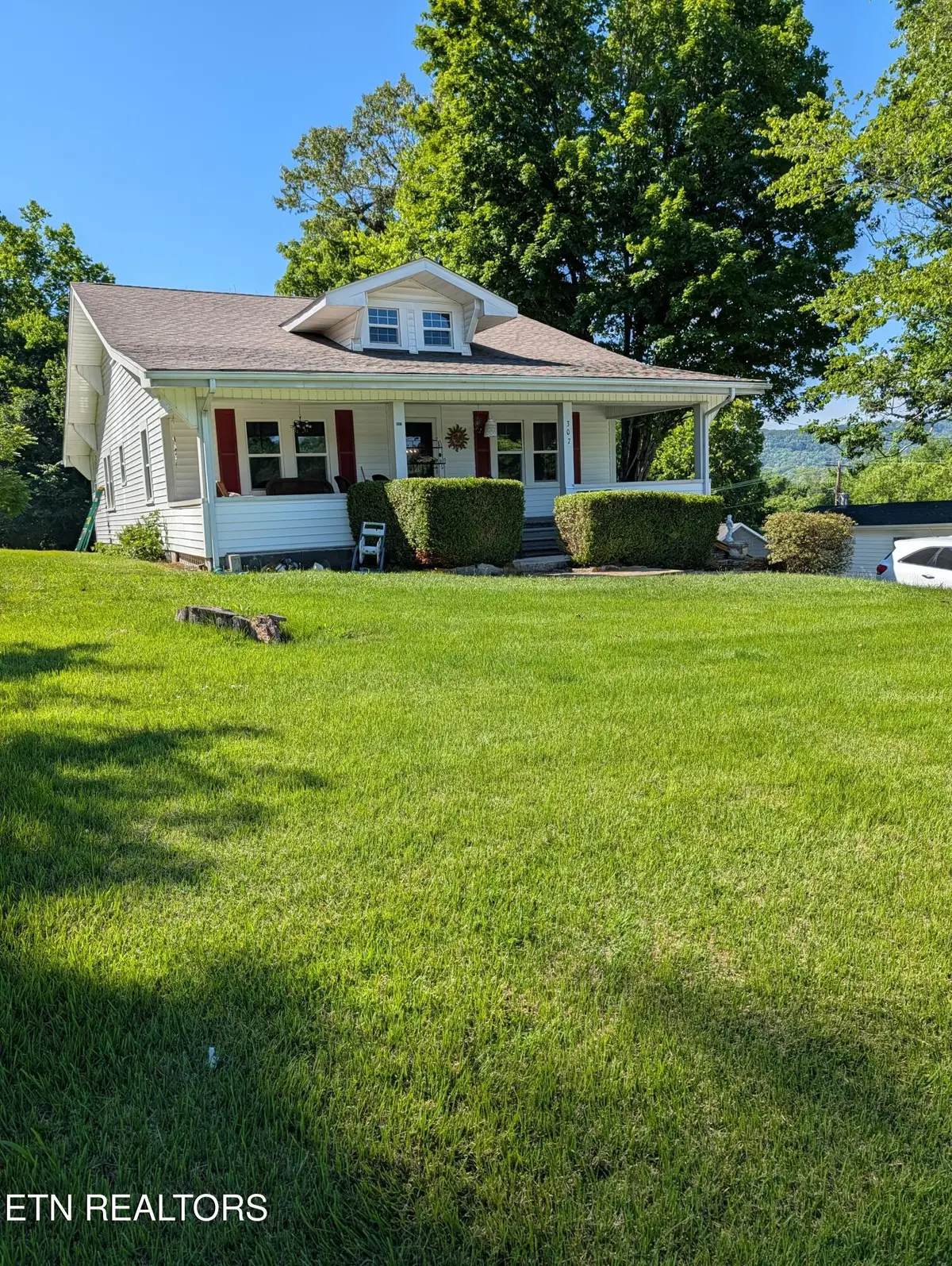 307 S Ridge Ave, Rockwood, TN 37854 - #1