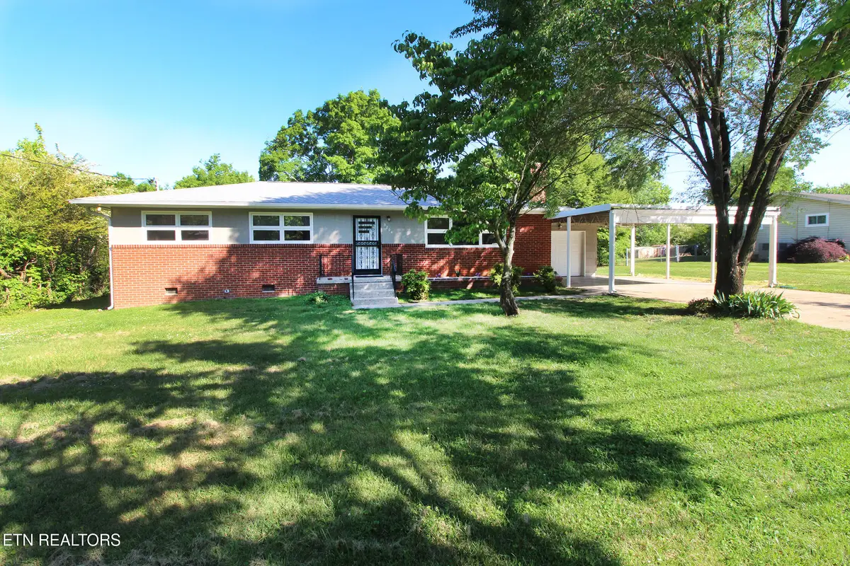 3204 Walnoaks Rd, Knoxville, TN 37921 - #1