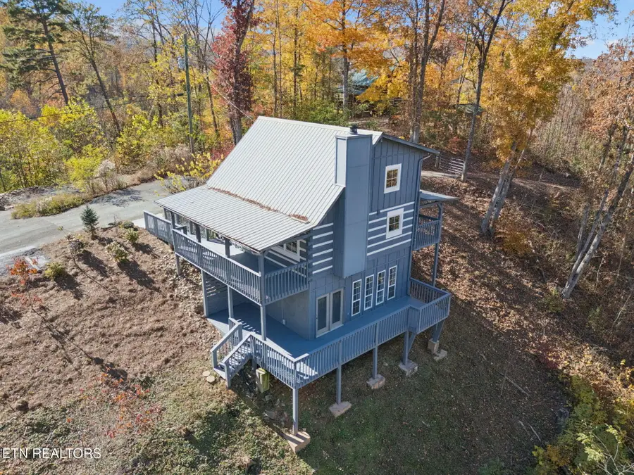 306 Beech Ridge Lane, Gatlinburg, TN 37738 - #3