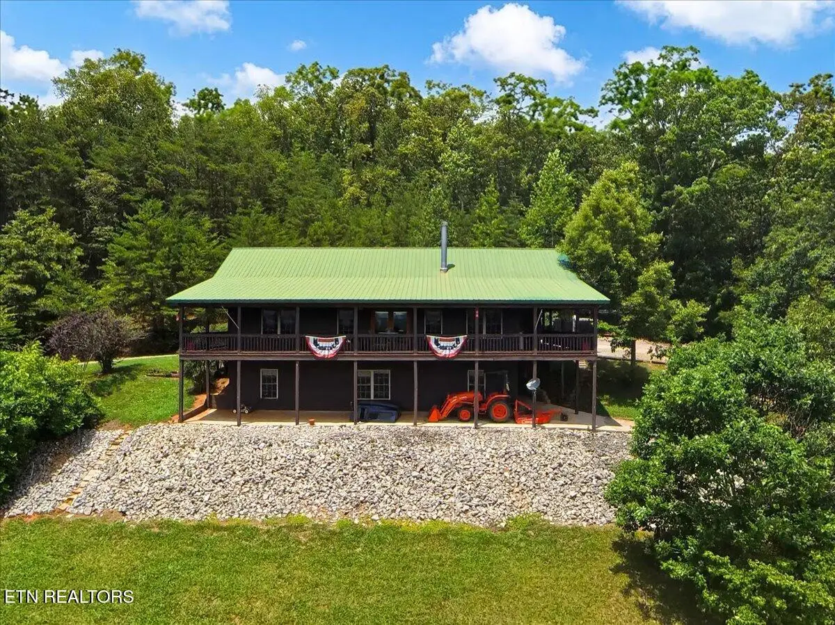 810 Belltown Rd, Tellico Plains, TN 37385 - #1