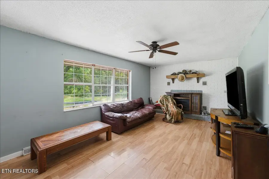 249 Old Cades Cove Rd, Townsend, TN 37882 - #3