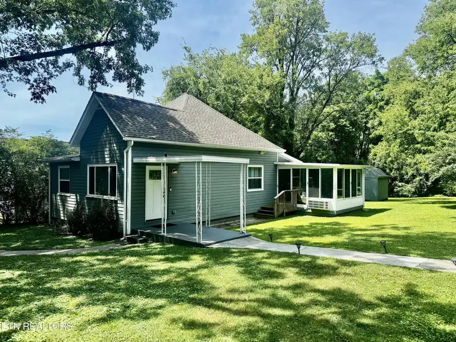 4201 Coster Rd, Knoxville, TN 37912 - #3