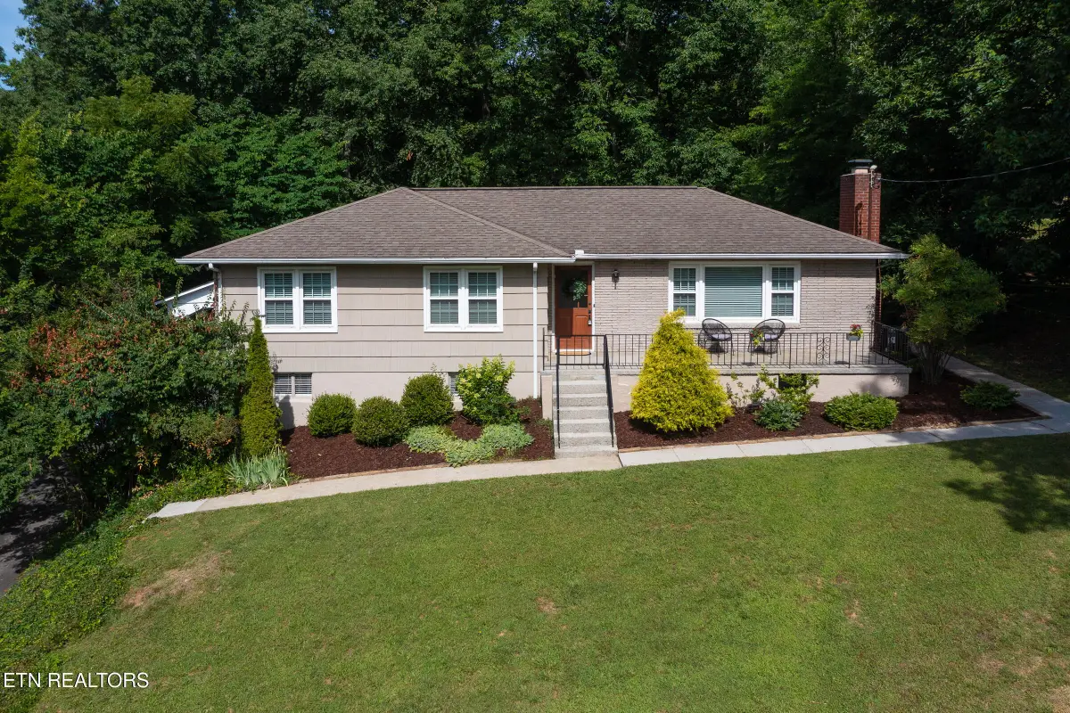 5519 Parkdale Rd, Knoxville, TN 37912 - #1