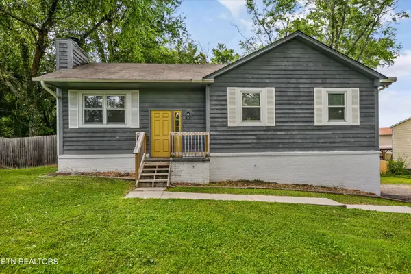 1717 Penwood Drive, Knoxville, TN 37922