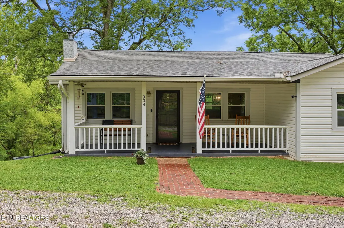 908 E Main St, Jefferson City, TN 37760 - #1