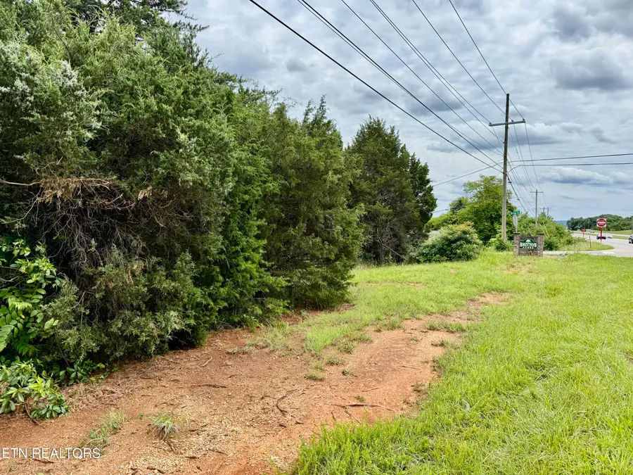 6997 W Andrew Johnson Hwy, Talbott, TN 37877 - #2