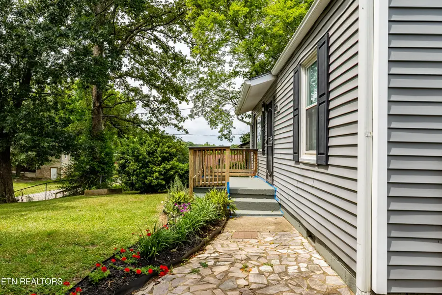 2819 Sunset Ave, Knoxville, TN 37914 - #3