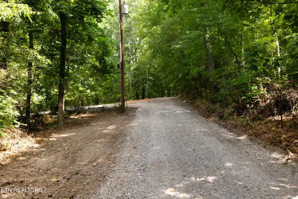 Bert Newman Lane #2r2, Knoxville, TN 37931