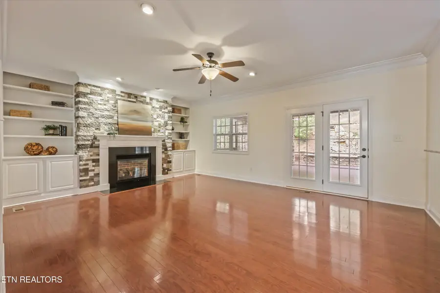 8407 Harbor Cove Drive, Knoxville, TN 37938 - #3