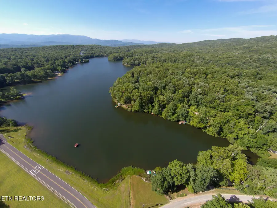5804 Omega Drive, Tallassee, TN 37878 - #3