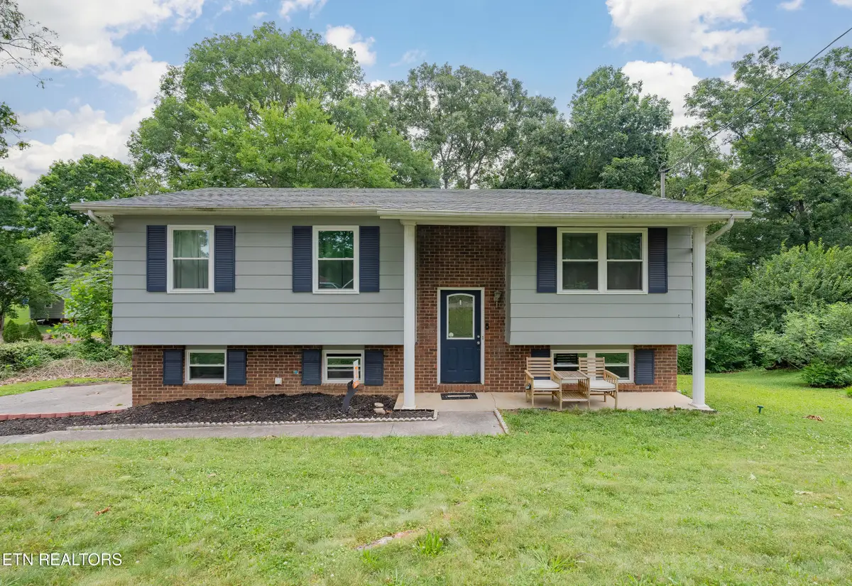 2326 Chukar Rd, Knoxville, TN 37923 - #1