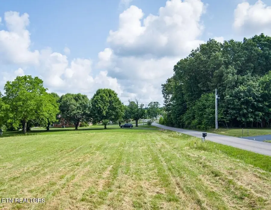 2390 Bowser Rd, Cookeville, TN 38506 - #2