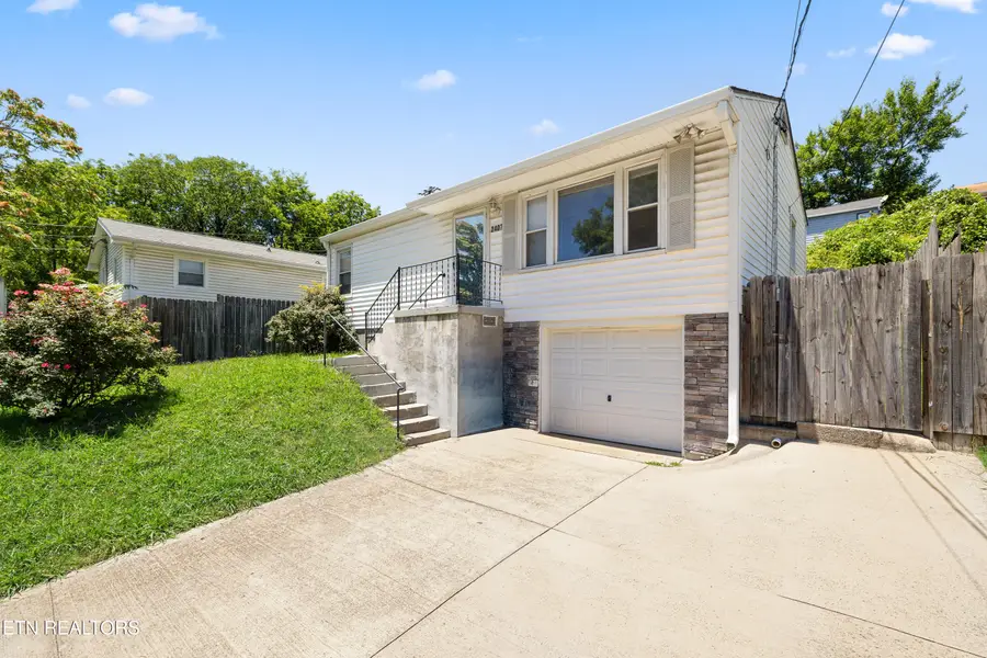 2407 Cecil Ave, Knoxville, TN 37917 - #3