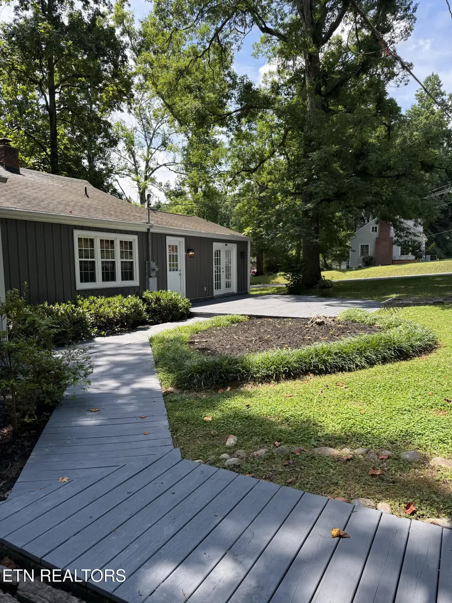 142 W Norris Rd, Norris, TN 37828 - #2