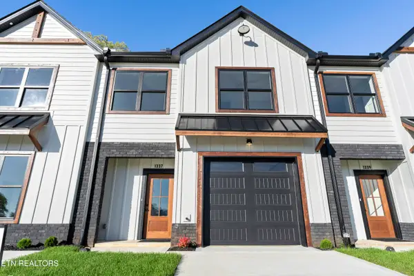 1337 Grace Ridge Drive, Sevierville, TN 37862