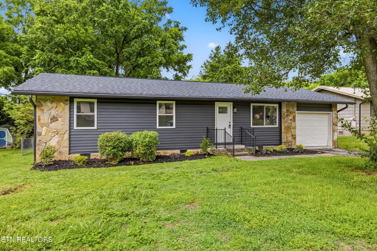 1715 Ambling Lane, Knoxville, TN 37912 - #1