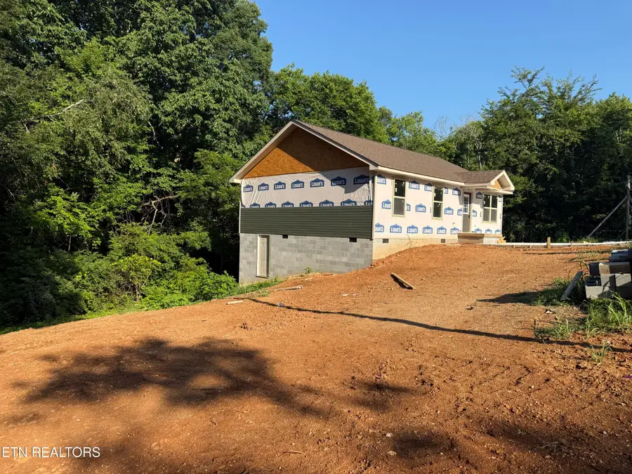 309 Foley Hill Rd, Clinton, TN 37716 - #2