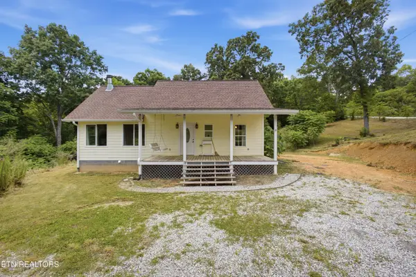 230 Windcrest Lane, Harriman, TN 37748