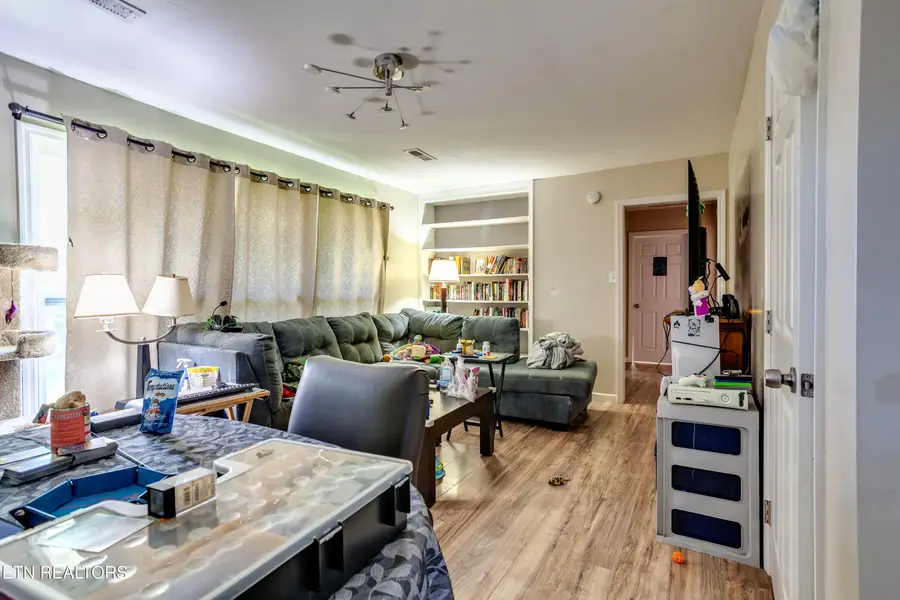 1306 E East Walnut Grove Drive, Knoxville, TN 37918 - #3