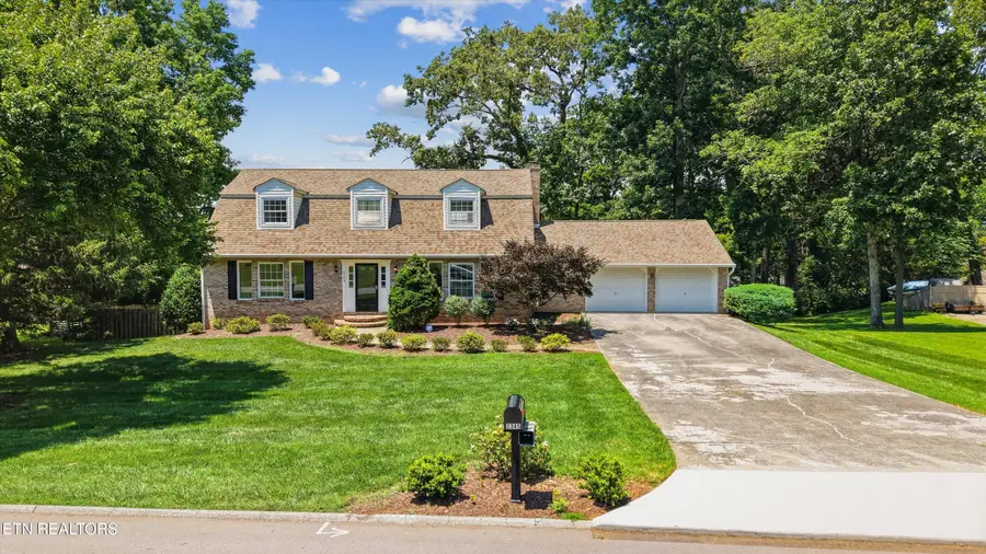 2345 Chesterfield Drive, Maryville, TN 37803 - #3