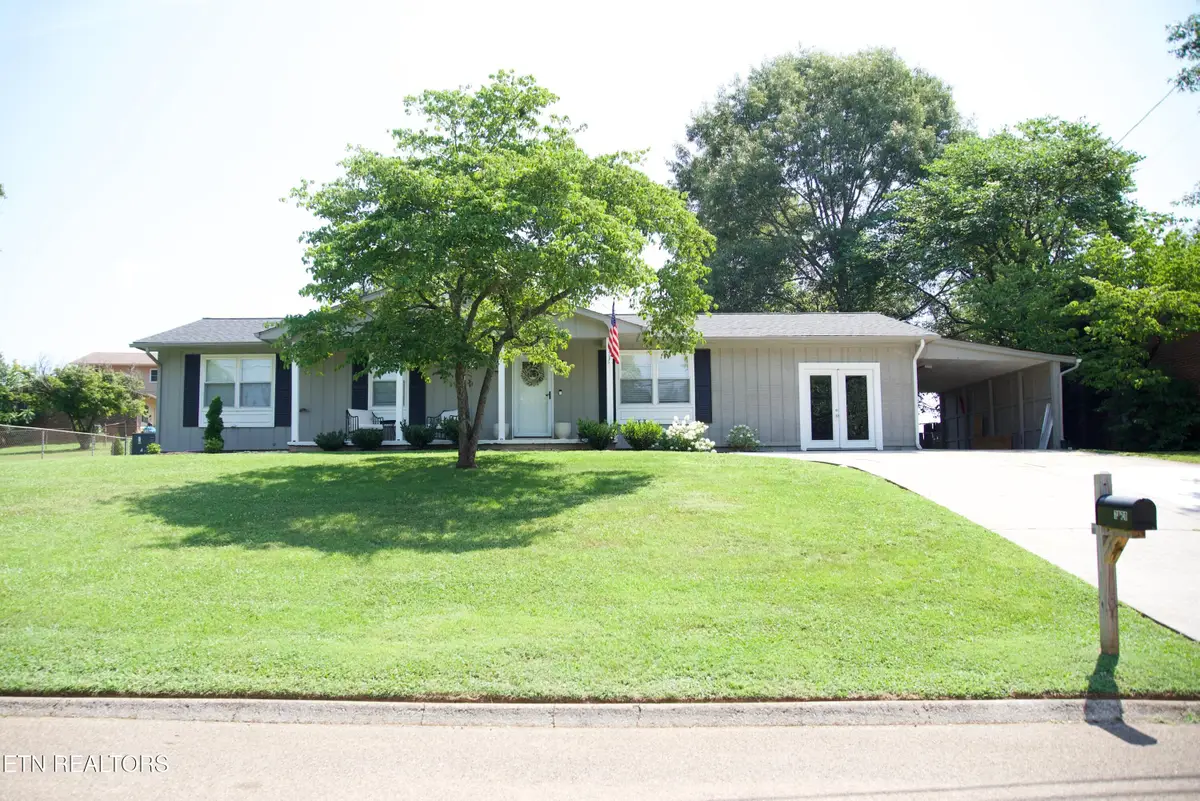 7820 Hallsdale Rd, Knoxville, TN 37938 - #1