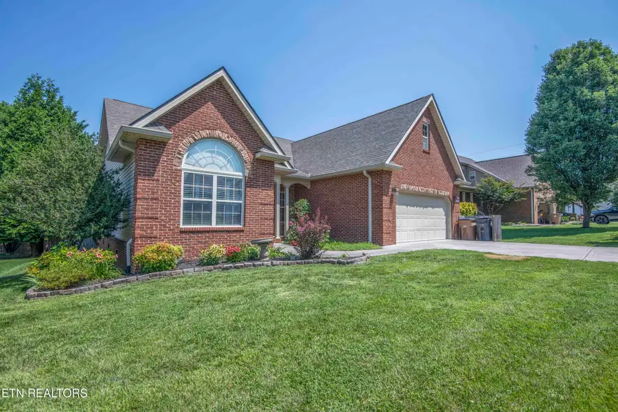 5551 Meadow Wells Drive, Knoxville, TN 37924 - #2