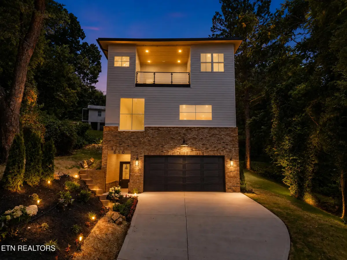 610 Yarnell Ave, Knoxville, TN 37920 - #1