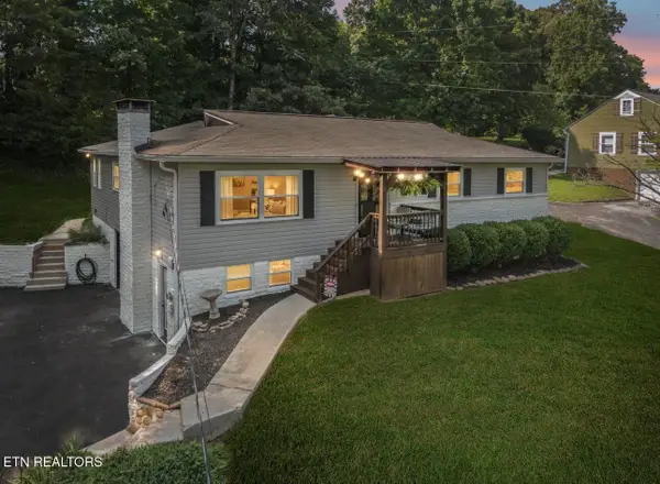 4303 Garden Drive, Knoxville, TN 37918