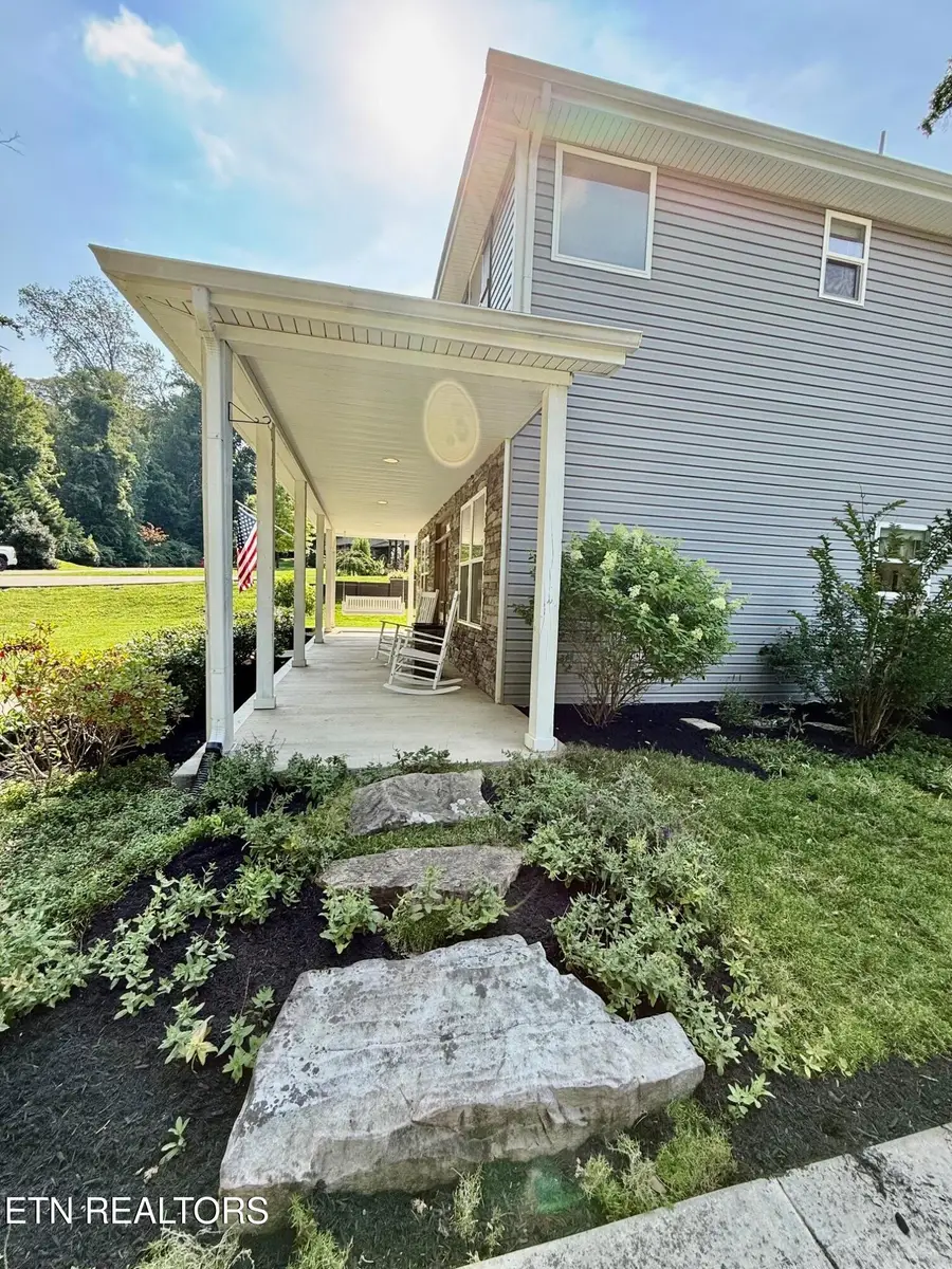 144 Wakefield Rd, Knoxville, TN 37922 - #3