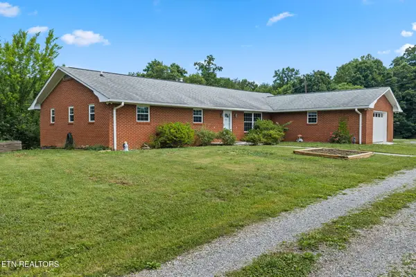 260 Long Hollow Rd, Clinton, TN 37716