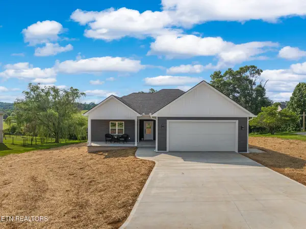 4203 Stansberry Rd, Morristown, TN 37813