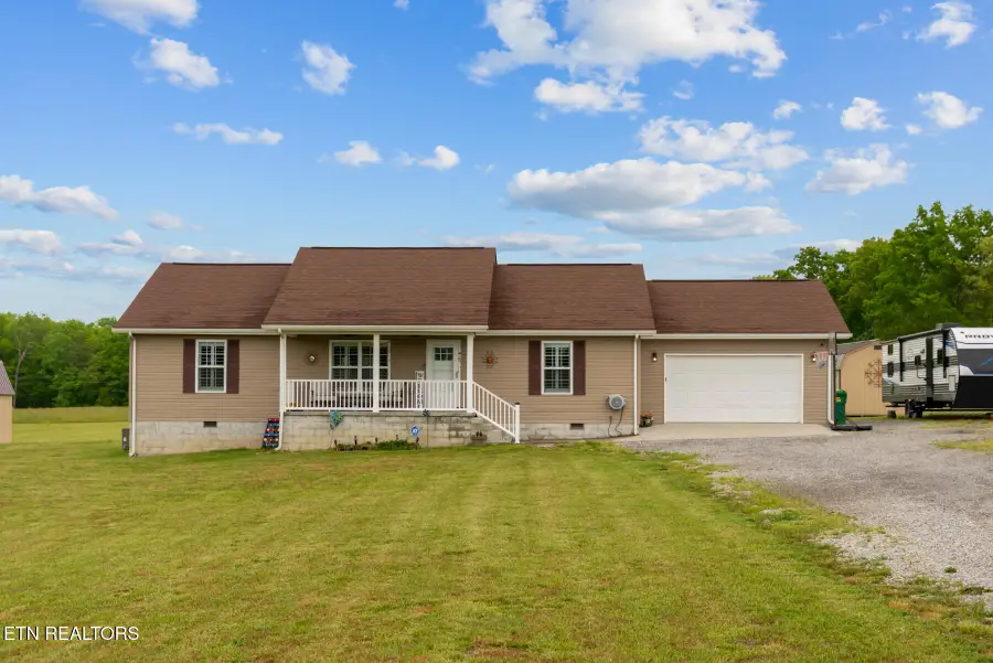 233 Georgee Rd, Jamestown, TN 38556 - #2