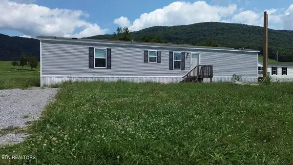 225 Orange Lane, Speedwell, TN 37870