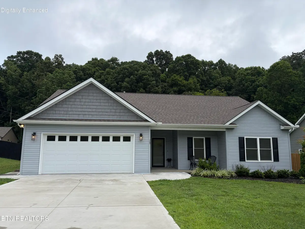 762 Hillvale Rd, Andersonville, TN 37705 - #1