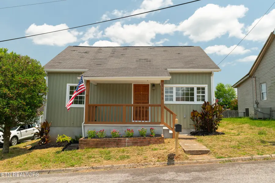 1105 Freedman St, Loudon, TN 37774 - #2