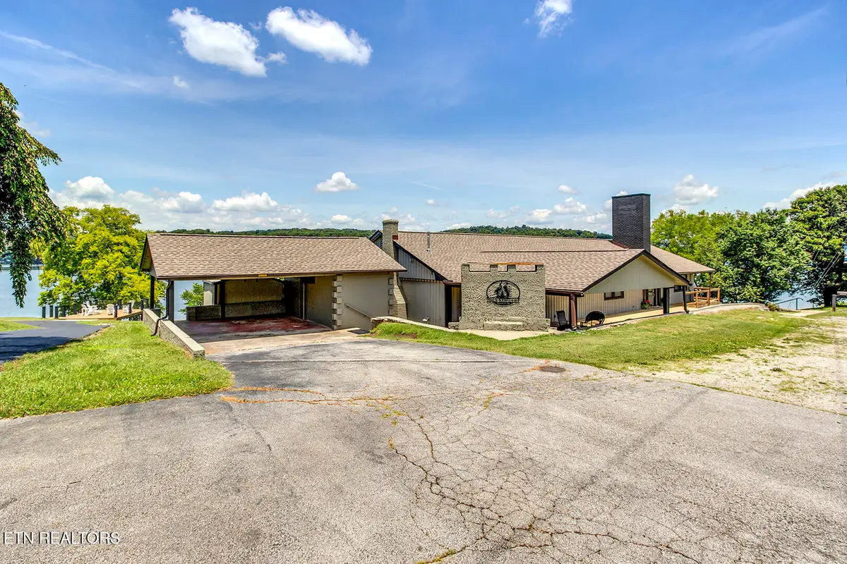 1000 S Kentucky St, Kingston, TN 37763 - #1