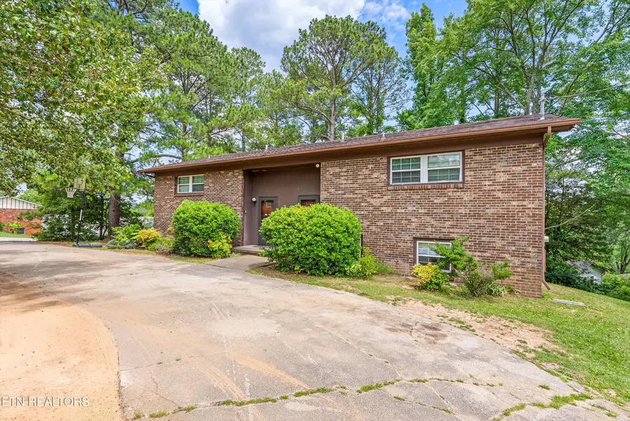 8736 Gleason Drive, Knoxville, TN 37923 - #2