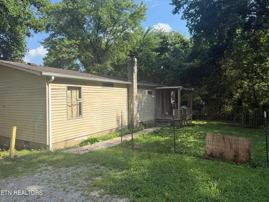 129 Old Bryant Lane, Rocky Top, TN 37769 - #2