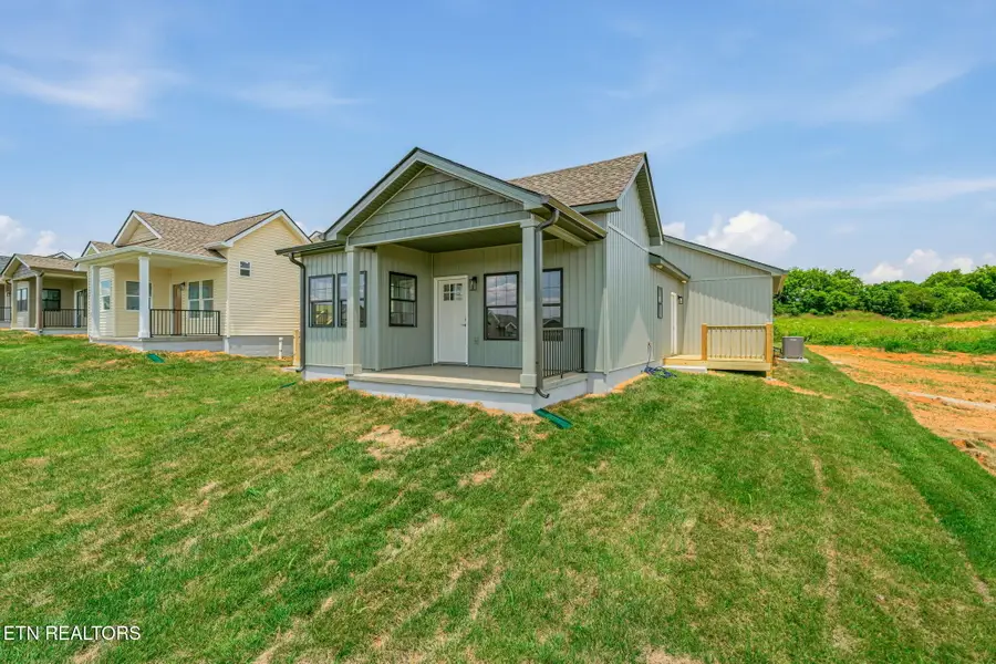 1034 Wentford Ave, Sweetwater, TN 37874 - #2