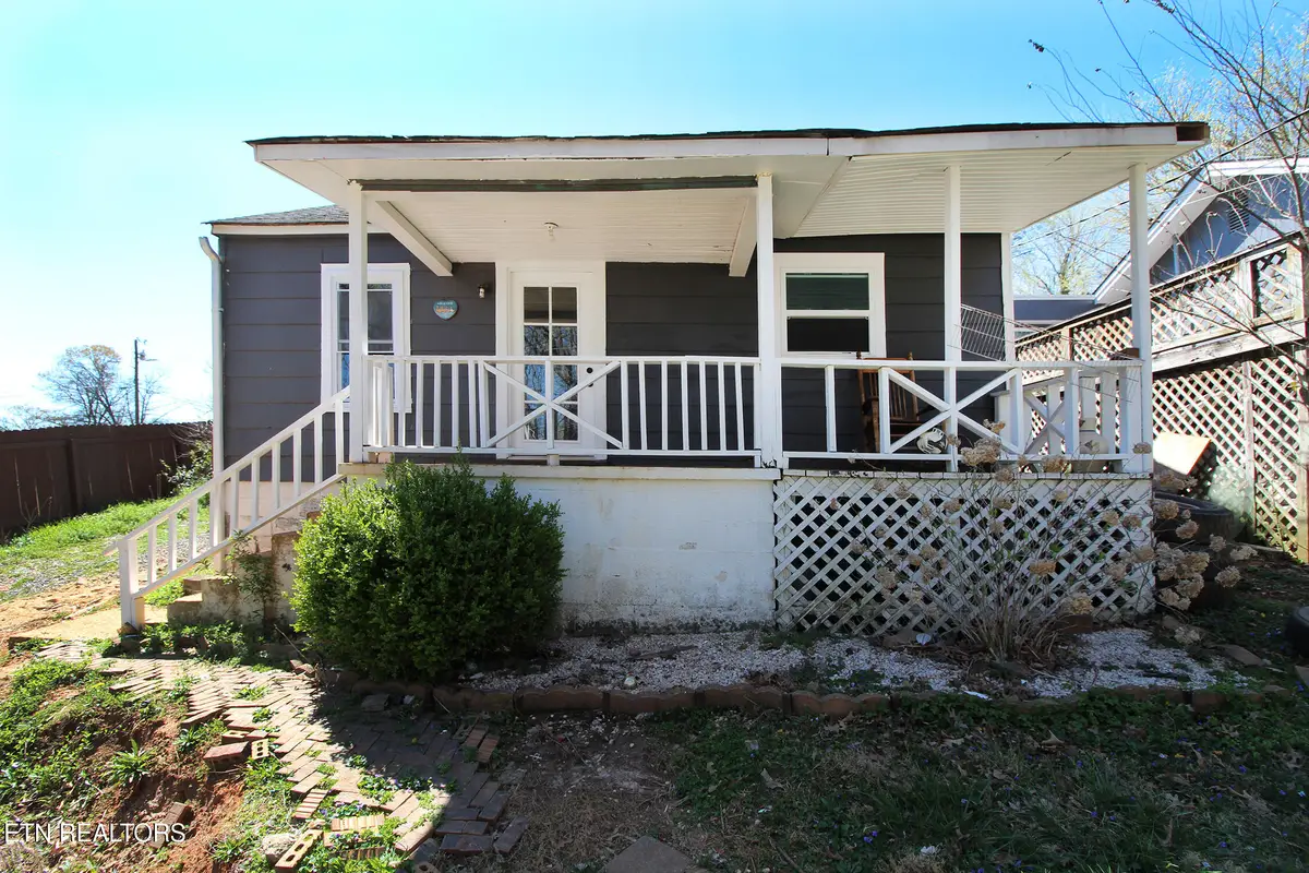 1111 Yellowstone Rd, Knoxville, TN 37914 - #1